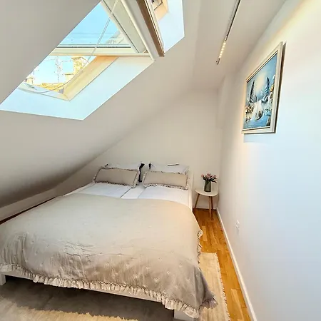 Luxury Titova Street Apartment *